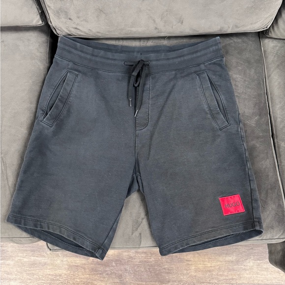 Hugo Shorts - Picture 4 of 11